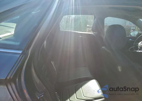 2019 Volkswagen Jetta Sel Premium z USA, uszkodzony, nr VIN 3VWG57BU5KM007547